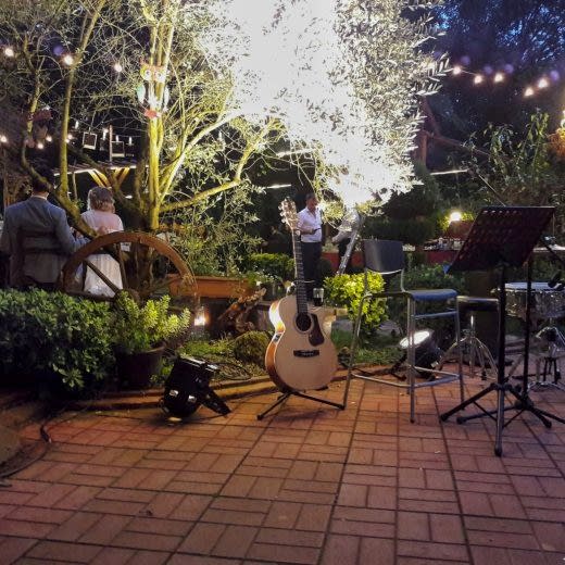 Profesyonel DJ ve Ses & Işık Kiralama Hizmetleri | Ogzsound