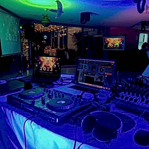 Profesyonel DJ ve Ses & Işık Kiralama Hizmetleri | Ogzsound